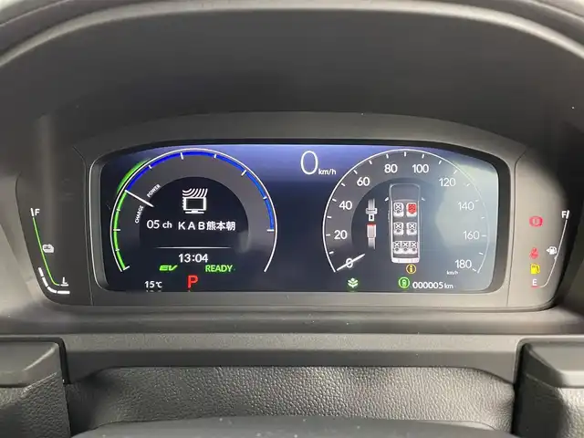 ホンダ ステップワゴン スパーダ eHEV 熊本県 2025(令7)年 0.1千km クリスタルブラックパール 登録済未使用車/純正１１．４インチナビLXM-247VFLi（ＡｐｐｌＣａｒＰｌａｙ・ＡｎｄｒｏｉｄＡｕｔｏ・ＢＴ・フルセグ・ＵＳＢ）/純正15.6インチフリップダウンモニターVM-231FE　/バックカメラ/ホンダセンシング/アダブティブクルーズコントロール/衝突軽減ブレーキ/レーンキープアシスト/ブラインドスポットモニター/アイドリングストップ/横滑り防止/パーキングアシスト/両側パワースライドドア　/前席シートヒーター /パワーバックドア/前後クリアランスソナー/ブレーキホールド/ハーフレザーシート/純正16インチAW/オートライト/オートマチックハイビーム/LEDヘッドライト/フォグライト/スマートキー/プッシュスタート/スペアキー1本/保証書/取扱説明書