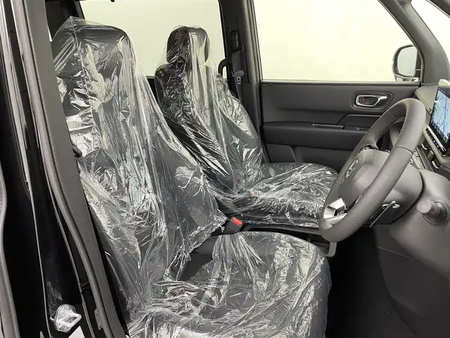 ホンダ ステップワゴン スパーダ eHEV 熊本県 2025(令7)年 0.1千km クリスタルブラックパール 登録済未使用車/純正１１．４インチナビLXM-247VFLi（ＡｐｐｌＣａｒＰｌａｙ・ＡｎｄｒｏｉｄＡｕｔｏ・ＢＴ・フルセグ・ＵＳＢ）/純正15.6インチフリップダウンモニターVM-231FE　/バックカメラ/ホンダセンシング/アダブティブクルーズコントロール/衝突軽減ブレーキ/レーンキープアシスト/ブラインドスポットモニター/アイドリングストップ/横滑り防止/パーキングアシスト/両側パワースライドドア　/前席シートヒーター /パワーバックドア/前後クリアランスソナー/ブレーキホールド/ハーフレザーシート/純正16インチAW/オートライト/オートマチックハイビーム/LEDヘッドライト/フォグライト/スマートキー/プッシュスタート/スペアキー1本/保証書/取扱説明書