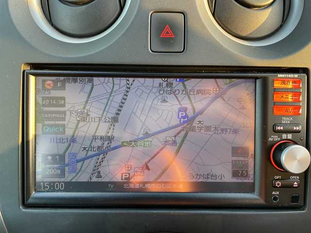 日産 ノート X FOUR 道央・札幌 2015(平27)年 7.6万km シャイニングブルー ・４WD/・衝突軽減ブレーキ/・純正ナビ/　CD＆USB＆TV/・バックカメラ/・レーンキープアシスト/・プッシュスタート/・スマートキー/・電動格納ミラー/・社外AW＆冬タイヤ積込/・純正フロアマット/・ドアバイザー/・ウィンカーミラー/・スペアキー