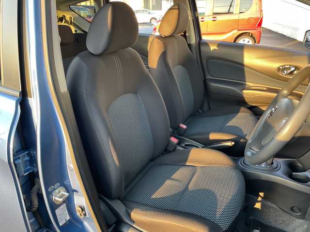 日産 ノート X FOUR 道央・札幌 2015(平27)年 7.6万km シャイニングブルー ・４WD/・衝突軽減ブレーキ/・純正ナビ/　CD＆USB＆TV/・バックカメラ/・レーンキープアシスト/・プッシュスタート/・スマートキー/・電動格納ミラー/・社外AW＆冬タイヤ積込/・純正フロアマット/・ドアバイザー/・ウィンカーミラー/・スペアキー