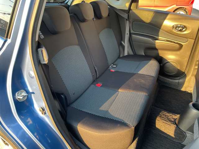 日産 ノート X FOUR 道央・札幌 2015(平27)年 7.6万km シャイニングブルー ・４WD/・衝突軽減ブレーキ/・純正ナビ/　CD＆USB＆TV/・バックカメラ/・レーンキープアシスト/・プッシュスタート/・スマートキー/・電動格納ミラー/・社外AW＆冬タイヤ積込/・純正フロアマット/・ドアバイザー/・ウィンカーミラー/・スペアキー