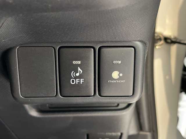 トヨタ アクア G G’s 愛知県 2014(平26)年 3.7万km ライムホワイトパールクリスタルシャイン オーディオ/シートヒーター/オートエアコン/純正アルミホイール/LEDヘッドライト/スマートキー/プッシュスタート