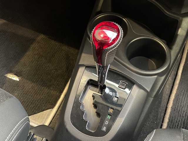 トヨタ アクア G G’s 愛知県 2014(平26)年 3.7万km ライムホワイトパールクリスタルシャイン オーディオ/シートヒーター/オートエアコン/純正アルミホイール/LEDヘッドライト/スマートキー/プッシュスタート