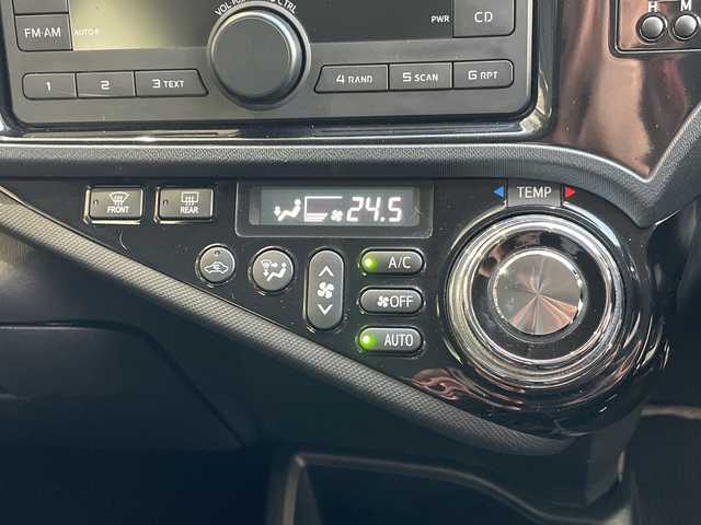 トヨタ アクア G G’s 愛知県 2014(平26)年 3.7万km ライムホワイトパールクリスタルシャイン オーディオ/シートヒーター/オートエアコン/純正アルミホイール/LEDヘッドライト/スマートキー/プッシュスタート