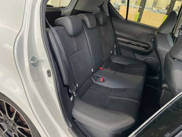 トヨタ アクア G G’s 愛知県 2014(平26)年 3.7万km ライムホワイトパールクリスタルシャイン オーディオ/シートヒーター/オートエアコン/純正アルミホイール/LEDヘッドライト/スマートキー/プッシュスタート