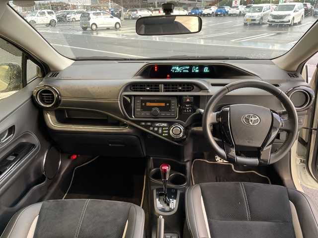 トヨタ アクア G G’s 愛知県 2014(平26)年 3.7万km ライムホワイトパールクリスタルシャイン オーディオ/シートヒーター/オートエアコン/純正アルミホイール/LEDヘッドライト/スマートキー/プッシュスタート