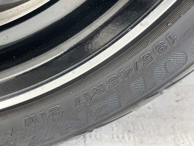 トヨタ アクア G G’s 愛知県 2014(平26)年 3.7万km ライムホワイトパールクリスタルシャイン オーディオ/シートヒーター/オートエアコン/純正アルミホイール/LEDヘッドライト/スマートキー/プッシュスタート