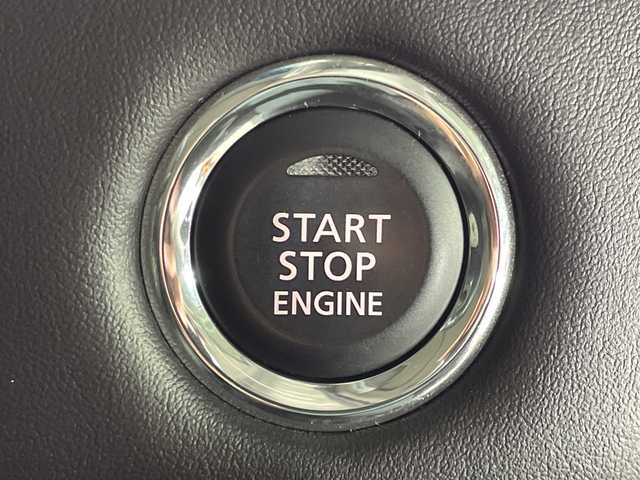 三菱 デリカＤ：５ P 神奈川県 2024(令6)年 2.3万km アメジストブラック 4WD/ディーゼルターボ/社外10.1型フローティングSDナビゲーション【AVN-HSO1F】/フルセグ　Bluetooth　SD　CD DVD　USB　HDMI　AppleCarPlay/両側電動スライドドア/パワーバックドア/e-Assist /FCM衝突軽減ブレーキシステム/LDW車線逸脱警報システム/レーダークルーズコントロール/オートマチックハイビーム/誤発進抑制機能/後側方車両検知警報システム/後退時車両検知警報システム/オートステップ＆ゴー/革巻きステアリング/パドルシフト/ステアリングスイッチ/ステアリングヒーター/運転席パワーシート/前席シートヒーター/2列目ベンチシート/電動パーキングブレーキ/オートブレーキホールド/社外前後ドライブレコーダー/プッシュスタート/スマートキー/LEDヘッドランプ/LEDポジションランプ/オートライト/フロントフォグランプ/純正18インチアルミホイール/