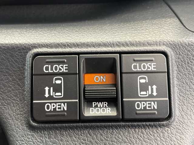 トヨタ シエンタ G クエロ 埼玉県 2018(平30)年 4.1万km クールボルドーガラスフレーク トヨタセーフティセンス/純正SDナビ/　　CD/DVD/BT/フルセグ/バックカメラ/両側パワースライドドア/LEDオートライト/ハーフレザーシート/ビルトインETC/スマートキー2本/禁煙車