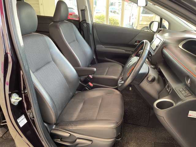 トヨタ シエンタ G クエロ 埼玉県 2018(平30)年 4.1万km クールボルドーガラスフレーク トヨタセーフティセンス/純正SDナビ/　　CD/DVD/BT/フルセグ/バックカメラ/両側パワースライドドア/LEDオートライト/ハーフレザーシート/ビルトインETC/スマートキー2本/禁煙車