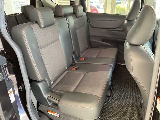 トヨタ シエンタ G クエロ 埼玉県 2018(平30)年 4.1万km クールボルドーガラスフレーク トヨタセーフティセンス/純正SDナビ/　　CD/DVD/BT/フルセグ/バックカメラ/両側パワースライドドア/LEDオートライト/ハーフレザーシート/ビルトインETC/スマートキー2本/禁煙車