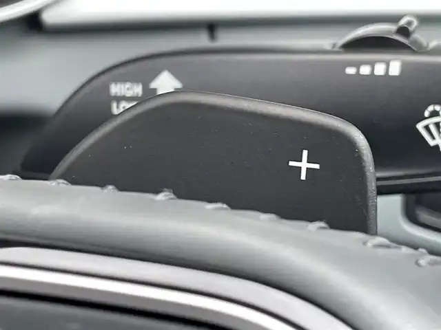 アウディ Ａ５ SB 2．0 TFSI クワトロ 石川県 2016(平28)年 6.7万km グレイシアホワイトメタリック グレー革シート/シートヒーター/電動シート/純正ナビ/フルセグＴＶ/ＨＩＤヘッドライト/オートライト/電動パーキングブレーキ/オートホールド/レインセンサー/アドバンストキー/ＥＴＣ/純正１８ＡＷ/ドライブレコーダー
