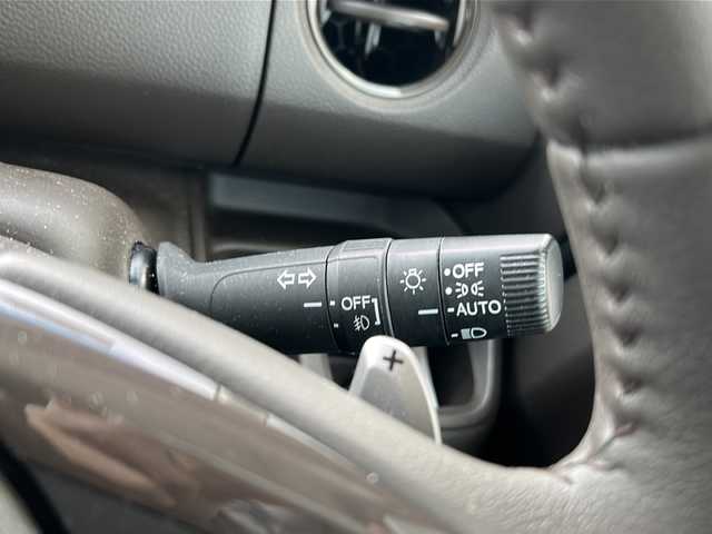 ホンダ Ｎ ＢＯＸ L ターボ 岩手県 2022(令4)年 8.8万km クリスタルブラックパール 社外SDナビ/AM/FM/CD/DVD/ワンセグTV/バックカメラ/クルーズコントロール/衝突被害軽減ブレーキ/レーンキープアシスト/横滑り防止装置/アイドリングストップ/オートライト/LEDヘッドライト/フォグランプ/スマートキー/シートヒーター/プッシュスタート/社外14インチAW/スタッドレス車載/純正フロアマット/純正ドアバイザー/保証書/取扱説明書