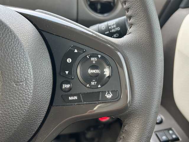 ホンダ Ｎ ＢＯＸ L ターボ 岩手県 2022(令4)年 8.8万km クリスタルブラックパール 社外SDナビ/AM/FM/CD/DVD/ワンセグTV/バックカメラ/クルーズコントロール/衝突被害軽減ブレーキ/レーンキープアシスト/横滑り防止装置/アイドリングストップ/オートライト/LEDヘッドライト/フォグランプ/スマートキー/シートヒーター/プッシュスタート/社外14インチAW/スタッドレス車載/純正フロアマット/純正ドアバイザー/保証書/取扱説明書