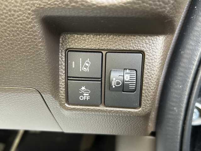 ホンダ Ｎ ＢＯＸ L ターボ 岩手県 2022(令4)年 8.8万km クリスタルブラックパール 社外SDナビ/AM/FM/CD/DVD/ワンセグTV/バックカメラ/クルーズコントロール/衝突被害軽減ブレーキ/レーンキープアシスト/横滑り防止装置/アイドリングストップ/オートライト/LEDヘッドライト/フォグランプ/スマートキー/シートヒーター/プッシュスタート/社外14インチAW/スタッドレス車載/純正フロアマット/純正ドアバイザー/保証書/取扱説明書
