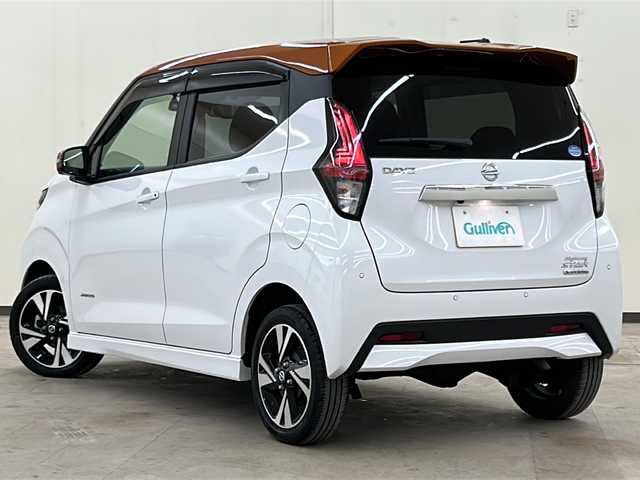 日産 デイズ HWS G ターボ プロパイロットED 道央・札幌 2021(令3)年 1.6万km プレミアムサンシャインオレンジメタリック/シルキーホワイト /4WD//純正ナビ【フルセグ、BT、CD、DVD、USB、AUX】//純正15インチアルミホイール//純正フロアマット//社外エアロ//プロパイロット//クルーズコントロール//前席シートヒーター//アイドリングストップ//オートライト//フォグランプ//LED//ETC//バックカメラ//アラウンドビュー//スペアキー