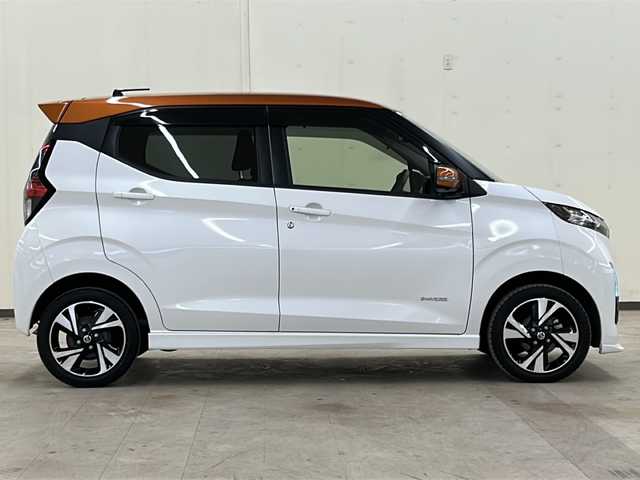 日産 デイズ HWS G ターボ プロパイロットED 道央・札幌 2021(令3)年 1.6万km プレミアムサンシャインオレンジメタリック/シルキーホワイト /4WD//純正ナビ【フルセグ、BT、CD、DVD、USB、AUX】//純正15インチアルミホイール//純正フロアマット//社外エアロ//プロパイロット//クルーズコントロール//前席シートヒーター//アイドリングストップ//オートライト//フォグランプ//LED//ETC//バックカメラ//アラウンドビュー//スペアキー