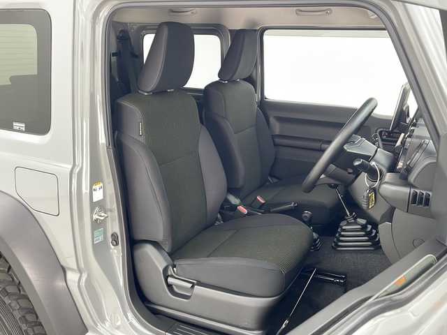 スズキ ジムニー シエラ JL 秋田県 2023(令5)年 1.8万km ミディアムグレー 4WD/5速MT/１１型ALPINEナビ/(フルセグTV/Bluetooth/DVD/CD)/リフトアップ/TERZOキャリア/JAOSフロントガード/プッシュスタート/スマートキー/オートライト/LEDヘッドライト/フォグランプ/前席シートヒーター/AAC/サイドバイザー/純正フロアマット/社外アルミホイール/ビルトインETC2.0/電動格納ミラー