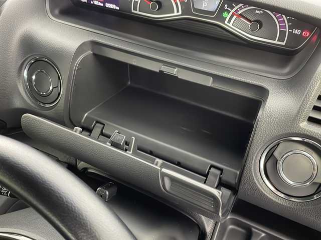 ホンダ Ｎ ＢＯＸ カスタム G EX ターボ ホンダセンシング 新潟県 2018(平30)年 2.3万km プラチナホワイトパール 純正ナビ/バックカメラ/Bluetooth/CD/DVD/USB/フルセグTV/前方ドライブレコーダー/ビルトインETC/パドルシフト/アダプティブクルーズコントロール/ホンダセンシング衝突軽減ブレーキ/リアコーナーセンサー/純正フロアマット/純正アルミホイール/D席シートヒーター/前席レザー調シートカバー