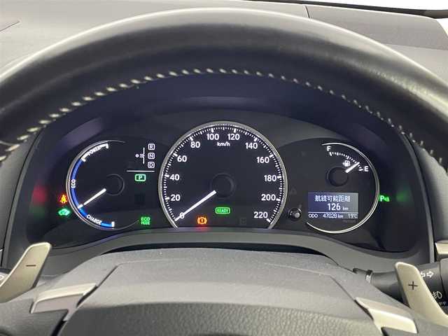 レクサス ＣＴ 200h クールツーリングスタイル 埼玉県 2017(平29)年 4.7万km ブラック/スパークリングメテオメタリック サンルーフ　メーカーナビ　バックカメラ　ビルトインＥＴＣ　プリクラッシュセーフティー　シートヒーター　レーダークルーズコントロール　パドルシフト　ＬＥＤライト　純正アルミ　スマートキー　地デジＴＶ
