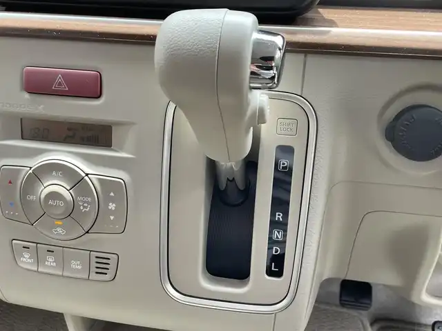 スズキ ラパン ＬＣ X 滋賀県 2022(令4)年 1.2万km アーバンブラウンパールメタリック/ソフトベージュ2トーン 純正ディスプレイオーディオ/Ｂｌｕｅｔｏｏｔｈ/バックカメラ/ハーフレザーシート/シートヒーター/ＬＥＤライト/デュアルカメラブレーキサポート/リアソナー/アイドリングストップ/革巻ステアリング/スマートキー/電動格納ミラー/ステアリングスイッチ