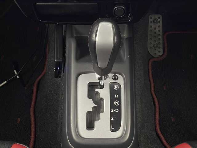 スズキ ジムニー クロスアドベンチャー 新潟県 2012(平24)年 7.7万km パールホワイト 4WD/社外ディスプレイオーディオ/(Bluetooth)/レザーシート/運転席シートヒーター/純正フロアマット/ドアバイザー/ヘッドライトレベライザー/電動格納ミラー/ETC2.0