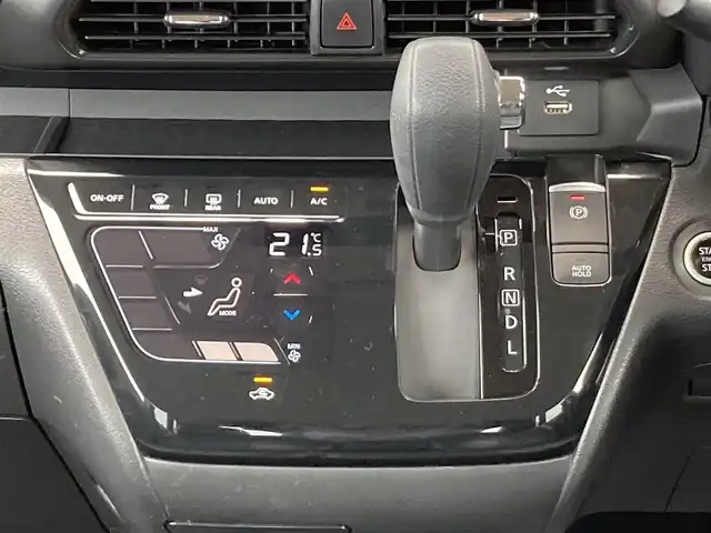 日産 ルークス HWS X アーバンクロム プロパイロットED 千葉県 2021(令3)年 1.7万km ブラック 純正9インチナビ/(フルセグTV/BT/CD/DVD/FM/AM)/プロパイロット/全周囲カメラ/ナビ連動前後ドラレコ/衝突被害軽減システム/車線逸脱警報/ハーフレザーシート/両側パワースライドドア/ハンズフリーオートスライドドア/横滑り防止装置/ETC/アイドリングストップ/LEDヘッドライト/フォグランプ/オートライト/ウィンカーミラー/電動格納ミラー/純正14インチAW/シートリフター/リアサーキュレーター/リアロールサンシェード/プッシュスタート/スマートキー/スペアキー/フロアマット/取扱説明書/保証書