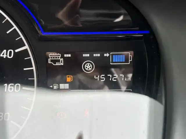 日産 ノート e－パワー X Vセレクション 栃木県 2020(令2)年 4.6万km ブリリアントホワイトパール 純正ナビ/アラウンドビューモニター/スマートルームニミラー/純正AW15インチ/衝突被害軽減システム/レーダークルーズ/前後コーナーセンサー/レーンキープアシスト/横滑り防止/LEDヘッドライト/オートライト/Bluetooth / フルセグ / USB/スペアキー1本