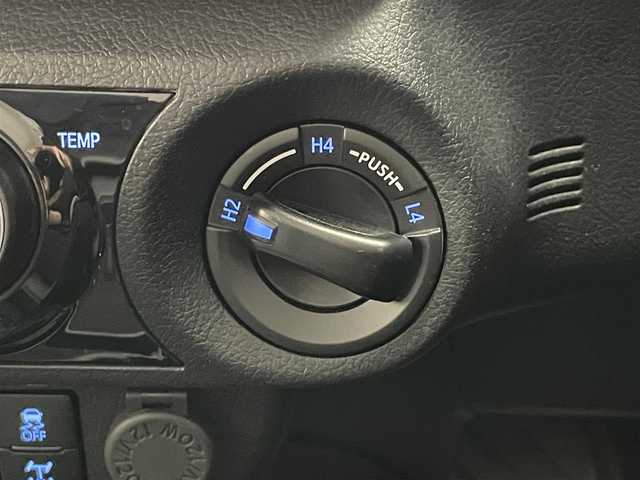 トヨタ ハイラックス Z 愛知県 2024(令6)年 1.8万km オキサイドブロンズM 純正8型ナビ/ETC/ドライブレコーダー/レーダークルーズコントロール/全方位カメラ/シートカバー/スペアタイヤ/EGRボンネットカバー/MUD VANCEアルミホイール/LEDヘッドライト/フォグランプ/禁煙車