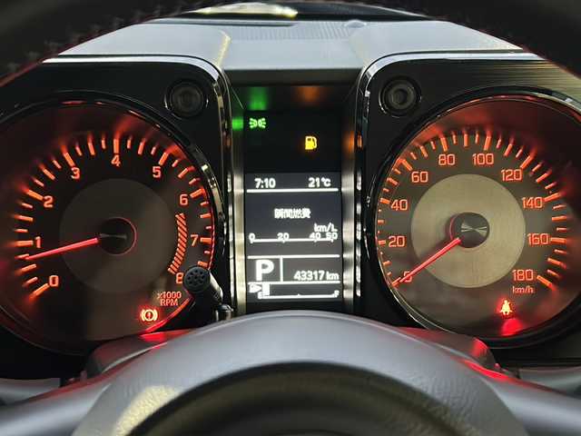 スズキ ジムニー シエラ JC 京都府 2022(令4)年 4.4万km ブルーイッシュブラックパール3 純正８インチナビ　前後ドラレコ　シートヒーター　クルーズコントロール　ＥＴＣ　ダウンヒルアシストコントロール　アイドリングストップ　レーンキープ　ヘッドライトウォッシャー　ＬＥＤライト　スマートキー