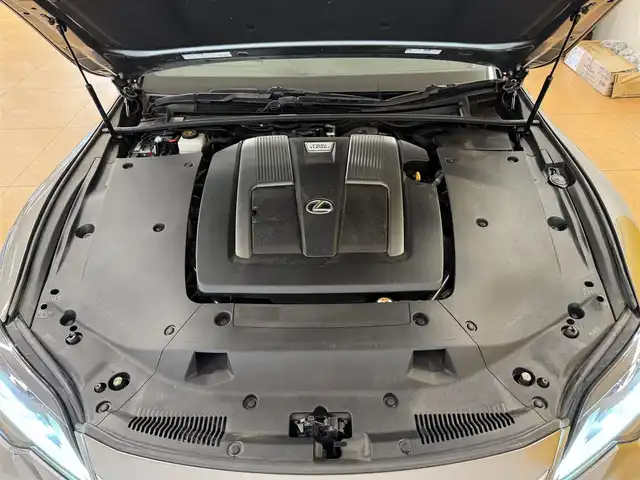 レクサス ＬＳ 500 バージョンL 群馬県 2021(令3)年 7.4万km マンガンラスター レクサスセーフティプラス/・プリクラッシュセーフティ/・レーントレーシングアシスト/・オートマチックハイビーム/・レーダークルーズコントロール/・ヘッドアップディスプレイ/・クリアランスソナー/・パーキングサポートブレーキ/・レーンチェンジアシスト/・ブラインドスポットモニター/サンルーフ/純正12.3インチワイドナビ/・フルセグTV/・CD/DVD/Blue-ray/・SD/AUX/USB/・AM.FM/パノラミックビューモニター/デジタルインナーミラー/三眼LEDヘッドライト/純正OP20インチAW/ビルトイン2.0ETC/レザーシート/D/N席メモリ付パワーシート/D/N席シートヒーター/D/N席エアーシート/ステアリングヒーター/革巻きステアリング/パドルシフト/ステアリングスイッチ/GPSレーダー/電動パーキングブレーキ/オートホールド/アイドリングストップ/スマートキー/プッシュスタート/フォグランプ/オートライト/USBポート/純正フロアマット/純正ドアバイザー/電動格納ウィンカーミラー/横滑り防止システム
