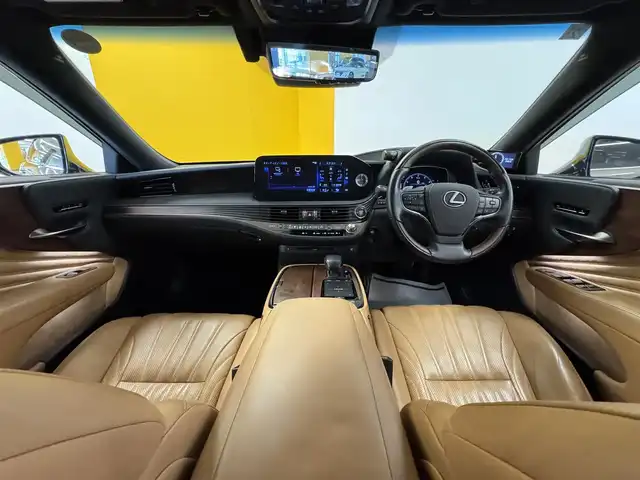 レクサス ＬＳ 500 バージョンL 群馬県 2021(令3)年 7.4万km マンガンラスター レクサスセーフティプラス/・プリクラッシュセーフティ/・レーントレーシングアシスト/・オートマチックハイビーム/・レーダークルーズコントロール/・ヘッドアップディスプレイ/・クリアランスソナー/・パーキングサポートブレーキ/・レーンチェンジアシスト/・ブラインドスポットモニター/サンルーフ/純正12.3インチワイドナビ/・フルセグTV/・CD/DVD/Blue-ray/・SD/AUX/USB/・AM.FM/パノラミックビューモニター/デジタルインナーミラー/三眼LEDヘッドライト/純正OP20インチAW/ビルトイン2.0ETC/レザーシート/D/N席メモリ付パワーシート/D/N席シートヒーター/D/N席エアーシート/ステアリングヒーター/革巻きステアリング/パドルシフト/ステアリングスイッチ/GPSレーダー/電動パーキングブレーキ/オートホールド/アイドリングストップ/スマートキー/プッシュスタート/フォグランプ/オートライト/USBポート/純正フロアマット/純正ドアバイザー/電動格納ウィンカーミラー/横滑り防止システム