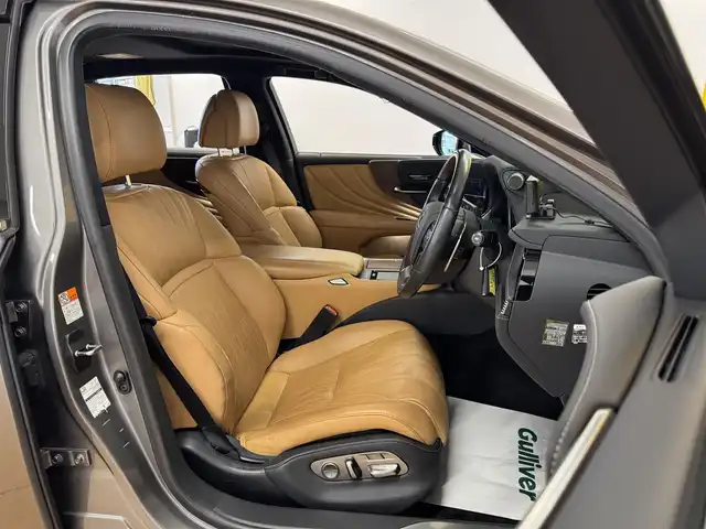 レクサス ＬＳ 500 バージョンL 群馬県 2021(令3)年 7.4万km マンガンラスター レクサスセーフティプラス/・プリクラッシュセーフティ/・レーントレーシングアシスト/・オートマチックハイビーム/・レーダークルーズコントロール/・ヘッドアップディスプレイ/・クリアランスソナー/・パーキングサポートブレーキ/・レーンチェンジアシスト/・ブラインドスポットモニター/サンルーフ/純正12.3インチワイドナビ/・フルセグTV/・CD/DVD/Blue-ray/・SD/AUX/USB/・AM.FM/パノラミックビューモニター/デジタルインナーミラー/三眼LEDヘッドライト/純正OP20インチAW/ビルトイン2.0ETC/レザーシート/D/N席メモリ付パワーシート/D/N席シートヒーター/D/N席エアーシート/ステアリングヒーター/革巻きステアリング/パドルシフト/ステアリングスイッチ/GPSレーダー/電動パーキングブレーキ/オートホールド/アイドリングストップ/スマートキー/プッシュスタート/フォグランプ/オートライト/USBポート/純正フロアマット/純正ドアバイザー/電動格納ウィンカーミラー/横滑り防止システム