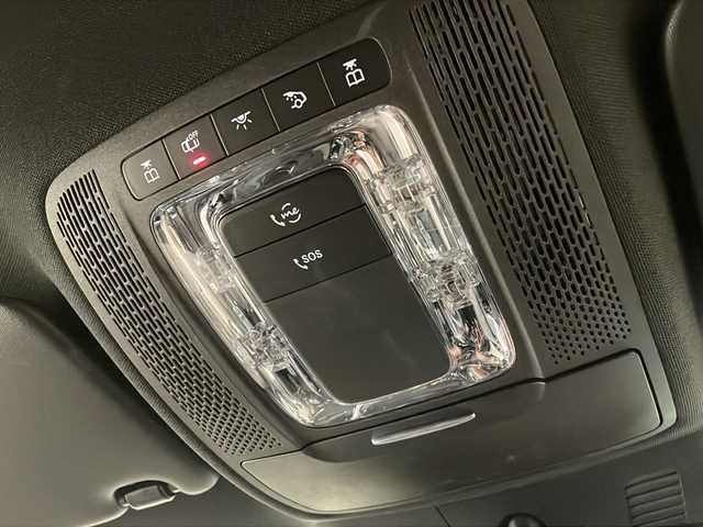 メルセデス・ベンツ Ａ１８０ スタイル AMGライン 新潟県 2018(平30)年 2.8万km コスモスブラック オプション/レーダーセーフティパッケージ/-アクティブディスタンスアシストディストロニック /-アクティブブレーキアシスト/-PRE SAFEプラス/-アクティブブラインドスポットアシスト/-アクティブレーンキーピングアシスト/-アクティブステアリングアシスト/ナビゲーションパッケージ/-HDDナビゲーション/-フルセグTV/-トラフィックサインアシスト/AMGライン/-AMGスタイリングパッケージ/-ロゴ付きキャリパー/-ステンレンスペダル/-本革スポーツステアリング/-レザーDINAMICAシート/-DINAMICAトリム/-18インチAMGアルミホイール/-マルチビームLEDヘッドライト/-アダプティブハイビームアシストプラス/主要装備/ETC/ドライブレコーダー/パドルシフト/シートヒーター/メモリ付きパワーシート/置くだけ充電/パークトロニック/スマートキー/スペアキー