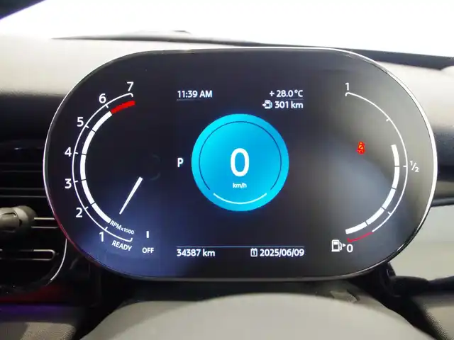 ＭＩＮＩ ＢＭＷ ミニ クーパー S クラシックトリム 岐阜県 2021(令3)年 3.5万km ミッドナイト・ブラック・メタリック クラシックトリム/アンビエントライト/純正HDDナビ/【Bluetooth/USB】/衝突回避・被害軽減ブレーキ/アダプティブ・クルーズ・コントロール/レーン・ディパーチャー・ウォーニング/パーキング・アシスト・パッケージ/パーク・ディスタンス・コントロール/レイン・センサー/クロス/レザレット/純正17インチアロイ・ホイール/ターボ/LEDヘッドライト/ダイナミック・スタビリティ・コントロール /イモビライザー/ビルトインETC/純正ドライブレコーダー/ダブル＋サイドエアバック/プッシュスタート/コンフォート・アクセス・システム/スペアキー/保証書