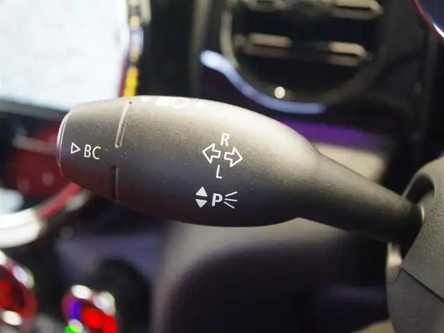 ＭＩＮＩ ＢＭＷ ミニ クーパー S クラシックトリム 岐阜県 2021(令3)年 3.5万km ミッドナイト・ブラック・メタリック クラシックトリム/アンビエントライト/純正HDDナビ/【Bluetooth/USB】/衝突回避・被害軽減ブレーキ/アダプティブ・クルーズ・コントロール/レーン・ディパーチャー・ウォーニング/パーキング・アシスト・パッケージ/パーク・ディスタンス・コントロール/レイン・センサー/クロス/レザレット/純正17インチアロイ・ホイール/ターボ/LEDヘッドライト/ダイナミック・スタビリティ・コントロール /イモビライザー/ビルトインETC/純正ドライブレコーダー/ダブル＋サイドエアバック/プッシュスタート/コンフォート・アクセス・システム/スペアキー/保証書