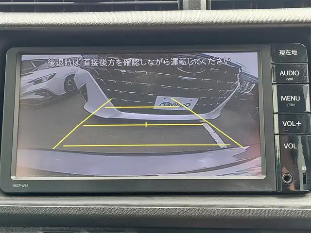 トヨタ アクア S 東京都 2014(平26)年 8万km グレーメタリック 純正ナビ/バックカメラ/ETC/フルセグ/オートライト/スマートキー/社外15インチAW