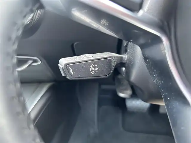 アウディ ＴＴクーペ 滋賀県 2017(平29)年 3万km パール アシスタンスパッケージ/クルーズコントロール/パーキングシステム/リアビューカメラ/ホールドアシスト/マトリクスLED/バーチャルコックピット/MMIナビゲーション
