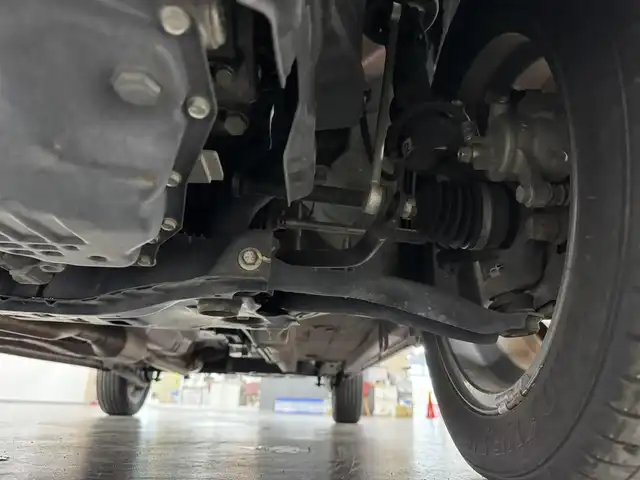 スズキ ハスラー X ターボ 三重県 2018(平30)年 5.2万km フェニックスレッドパール/ブルーイッシュブラックパール マイルドハイブリッド・ターボ/FF/インパネCVT/純正 7インチワイドナビ CN-RZ73W/（FM/AM/SD/iPod/TV/USB/Bluetooth/MEMORY MUSIC/CD/DVD/VTR）/【OP】全方位モニター/ビルトイン ETC/安全/・デュアルカメラブレーキサポート/・誤発進抑制機能/・車線逸脱警報機能/・ふらつき警報機能/・ESP（横滑り防止）/装備/・シートヒーター（D/N）/・オートエアコン/・オートライト/・HID（ディスチャージ） ヘッドライト ＋ フロントフォグランプ/・ステアリングスイッチ/・プッシュスタート/・スマートキーx2/・純正 フロアマット＆ドアバイザー/・純正 15inAW/・保/取/ナビ取/・2トーンカラー『フェニックスレッドパールスラッシュブルーイッシュブラックパール［A6R］』/など