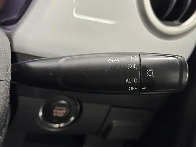 スズキ ハスラー X ターボ 三重県 2018(平30)年 5.2万km フェニックスレッドパール/ブルーイッシュブラックパール マイルドハイブリッド・ターボ/FF/インパネCVT/純正 7インチワイドナビ CN-RZ73W/（FM/AM/SD/iPod/TV/USB/Bluetooth/MEMORY MUSIC/CD/DVD/VTR）/【OP】全方位モニター/ビルトイン ETC/安全/・デュアルカメラブレーキサポート/・誤発進抑制機能/・車線逸脱警報機能/・ふらつき警報機能/・ESP（横滑り防止）/装備/・シートヒーター（D/N）/・オートエアコン/・オートライト/・HID（ディスチャージ） ヘッドライト ＋ フロントフォグランプ/・ステアリングスイッチ/・プッシュスタート/・スマートキーx2/・純正 フロアマット＆ドアバイザー/・純正 15inAW/・保/取/ナビ取/・2トーンカラー『フェニックスレッドパールスラッシュブルーイッシュブラックパール［A6R］』/など