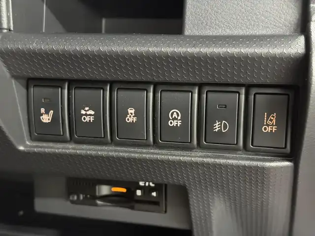 スズキ ハスラー X ターボ 三重県 2018(平30)年 5.2万km フェニックスレッドパール/ブルーイッシュブラックパール マイルドハイブリッド・ターボ/FF/インパネCVT/純正 7インチワイドナビ CN-RZ73W/（FM/AM/SD/iPod/TV/USB/Bluetooth/MEMORY MUSIC/CD/DVD/VTR）/【OP】全方位モニター/ビルトイン ETC/安全/・デュアルカメラブレーキサポート/・誤発進抑制機能/・車線逸脱警報機能/・ふらつき警報機能/・ESP（横滑り防止）/装備/・シートヒーター（D/N）/・オートエアコン/・オートライト/・HID（ディスチャージ） ヘッドライト ＋ フロントフォグランプ/・ステアリングスイッチ/・プッシュスタート/・スマートキーx2/・純正 フロアマット＆ドアバイザー/・純正 15inAW/・保/取/ナビ取/・2トーンカラー『フェニックスレッドパールスラッシュブルーイッシュブラックパール［A6R］』/など