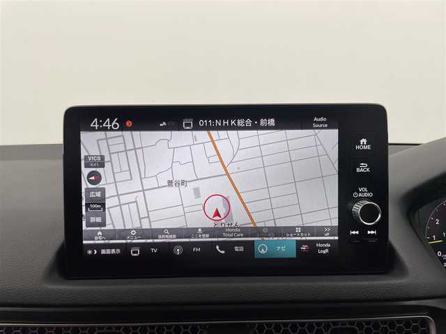 ホンダ シビック タイプR 群馬県 2025(令7)年 0.1万km未満 チャンピオンシップホワイト ・登録済未使用車(登録時走行距離：40km)/Honda CONNECTディスプレー+ETC2.0/・9インチワイドディスプレー/・AM/FM/USB/Bluetooth/フルセグTV/・AppleCarPlay/AndroidAuto/・ETC2.0車載器(ナビ連動)/・Honda LogR/HondaSENSING/・衝突軽減ブレーキ/近距離衝突軽減ブレーキ/・車線維持支援システム/路外逸脱抑制機能/・歩行者事故低減ステアリング/・アダプティブクルーズコントロール/・オートハイビーム/・ブラインドスポットインフォメーション/・先行車発進お知らせ機能/標識認識機能/・パーキングセンサーシステム/後退出庫サポート/TYPE R専装備/・専用10.2インチデジタルグラフィックメーター/・専用LEDレブインジケーター/・専用ステアリングホイール/・専用ステアリングエンブレム/・専用フロントグリル/・専用エアロダイナミクスカラードバンパー(前後)/・グロスブラックフロントスポイラー/・専用大型リアスポイラー(グロスブラック)/・専用サスペンション(フロント：デュアルアクシスストラット/リア：マルチリンク)/・Brembo社製ブレーキキャリパー/・19インチリバースリムアルミホイール/フルLEDヘッドランプ