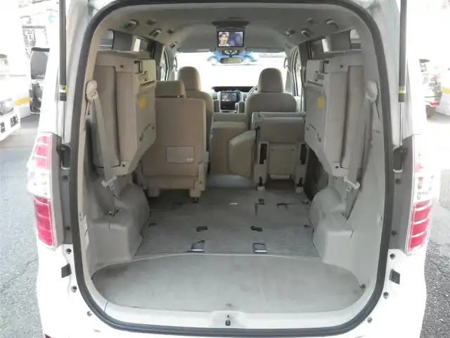 トヨタ ノア X スマートエディション 神奈川県 2010(平22)年 11.3万km ホワイトパールクリスタルシャイン 車検8年12月4日迄/純正HDDナビ　ワンセグ/（Mサーバー/AUX/SD/DVD再生可）/バックカメラ/両側パワースライドドア/フリップダウンモニター/ビルトインETC/スマートキーx2/80系ノア用アルミホイール/キセノンヘッドランプ/ウインカーミラー/取説書/保証書