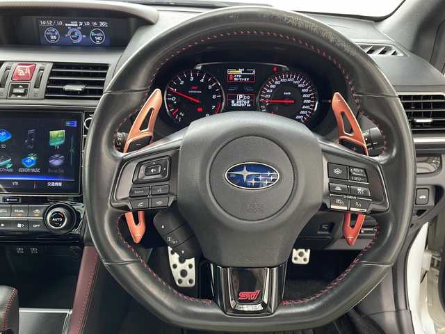スバル ＷＲＸ Ｓ４ STIスポーツアイサイト 愛知県 2018(平30)年 6.6万km クリスタルホワイトP /ワンオーナー//E型//STIドライカーボンリアスポイラー//STIスポーツマフラー//STIスタイルパッケージ//トランクリップスポイラー//STIフレキシブルタワーバー//STIカナード//STIフレキシブルドロースティフナー//STIドアハンドルプロテクター・インナープロテクター//ビルシュタインショックアブソーバー//RECARO半革シート//パワーシート/シートヒーター//純正8インチナビ//フルセグ/BT/SD/MSV/CD/DVD/BD/AUX//フロント・左サイド・バックカメラ//ETC//アイサイトver3//PCS/ACC/アクティブレーンキープ//AT誤発進抑制制御/AT誤後進抑制制御//車線逸脱抑制警告/ふらつき警告/先行車発進のお知らせ//ツーリングアシスト/SRVD/RAB//SRH/ハイビームアシスト//SI-DRIVE//パドルシフト//AVH//VDC//純正18インチAW//純正AW＆スタッドレスタイヤ//LEDオートヘッドライト//フロント・リアフォグランプ//LEDアクセサリーライナー//プッシュスタート/スペアスマートキー//革巻きステアリング//チルト&テレスコピックステアリング//電動格納ウィンカーミラー//純正フロアマット//保証書//取扱説明書//点検整備記録簿H30.R1.2.3.4.5.6