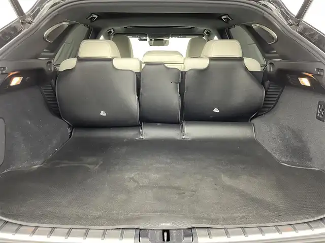 レクサス ＲＸ 450h Fスポーツ 群馬県 2016(平28)年 6.7万km グラファイトブラックガラスフレーク MarkLevinson(マークレビンソン)プレミアムサウンドシステム/ムーンルーフ/後席シートヒーター/パワーシート(電動リクライニング&電動格納機能付)/パノラミックビューモニター/ブラインドスポットモニター/インテリジェントクリアランスソナー/リヤクロストラフィックアラート/リヤクロストラフィックオートブレーキ/ホワイトレザーシート/＝＝＝＝＝/純正12.3インチナビ/・AM/FM/SD/Bluetooth/USB/AUX/・CD/DVD/Blu-ray/フルセグTV/Lexus Safety System+/・プリクラッシュセーフティシステム/・レーンキーピングアシスト/・オートマチックハイビーム/・レーダークルーズコントロール(全車速追従機能付)/前席パワーシート/シートヒーター/シートベンチレーション/運転席メモリー機能/ヘッドアップディスプレイ/ETC2.0/三眼フルLEDヘッドランプ/LEDシーケンシャルターンランプ