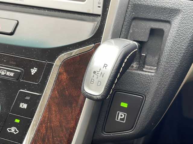 トヨタ ＳＡＩ S Cパッケージ 沖縄県 2014(平26)年 5.7万km ホワイトパールクリスタルシャイン 純正SDナビ（NSCP-W62）/　（CD/DVD/SD/Bluetooth/TV）/バックカメラ/ビルトインETC/クルーズコントロール/前席パワーシート/HIDヘッドライト/オートライト/純正16インチAW/純正フロアマット/プッシュスタート/スマートキ―/純正フロアマット/純正16インチアルミホイール/保証書