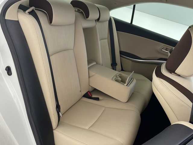 トヨタ ＳＡＩ S Cパッケージ 沖縄県 2014(平26)年 5.7万km ホワイトパールクリスタルシャイン 純正SDナビ（NSCP-W62）/　（CD/DVD/SD/Bluetooth/TV）/バックカメラ/ビルトインETC/クルーズコントロール/前席パワーシート/HIDヘッドライト/オートライト/純正16インチAW/純正フロアマット/プッシュスタート/スマートキ―/純正フロアマット/純正16インチアルミホイール/保証書