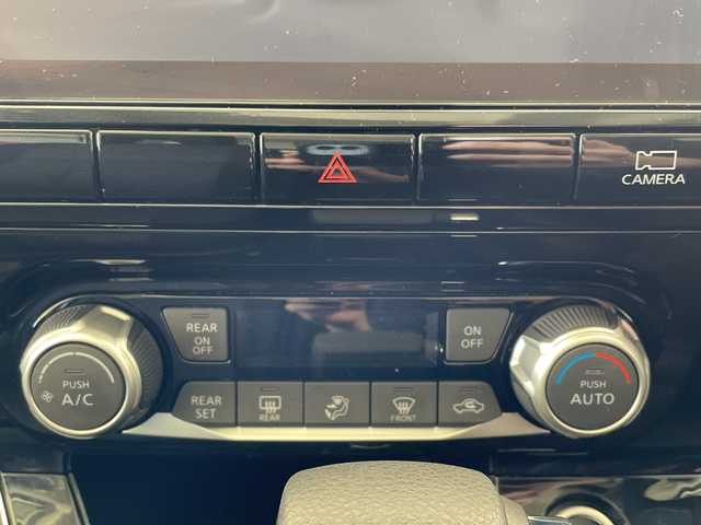 日産 セレナ ハイウェイスター V 埼玉県 2022(令4)年 1.4万km ブリリアントホワイトパール ワンオーナー/福祉車両/エマージェンシーブレーキ/プロパイロット/純正10インチメモリーナビ/　　DVD/BT/フルセグ/アラウンドビューモニター、バックカメラ、サイドカメラ、フロントカメラ/両側パワースライドドア/レーダークルーズコントロール/LEDオートライト/純正16インチアルミホイール/純正ETC