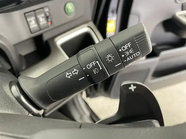 ホンダ ステップワゴン スパーダ クルスピセンシング 富山県 2020(令2)年 1.5万km プレミアムスパークルブラックパール 純正ナビ（AM/FM/CD/DVD/BT）/フルセグＴＶ/バックカメラ/両側パワースライドドア/衝突被害軽減ブレーキ/レーダークルーズコントロール/レーンキープアシスト/前席シートヒーター/ハーフレザーシート/アイドリングストップ/ETC2.0/わくわくゲート/プッシュスタート/LEDヘッドライト/社外フロアマット/保証書/取扱説明書