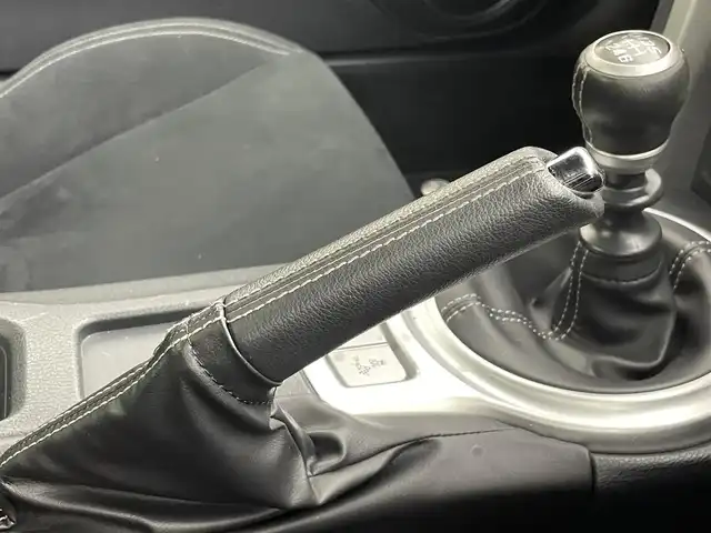 トヨタ ８６ GT 茨城県 2021(令3)年 1.2万km アズライトブルー 社外SDナビ【MDV-D407BTW】/CD/DVD/Bluetooth/ワンセグ/バックカメラ/ETC/クルーズコントロール/LEDヘッドライト/オートライト/純正17インチAW/純正フロアマット/社外マフラー/車高調/プッシュスタート/スマートキー/スペアキー